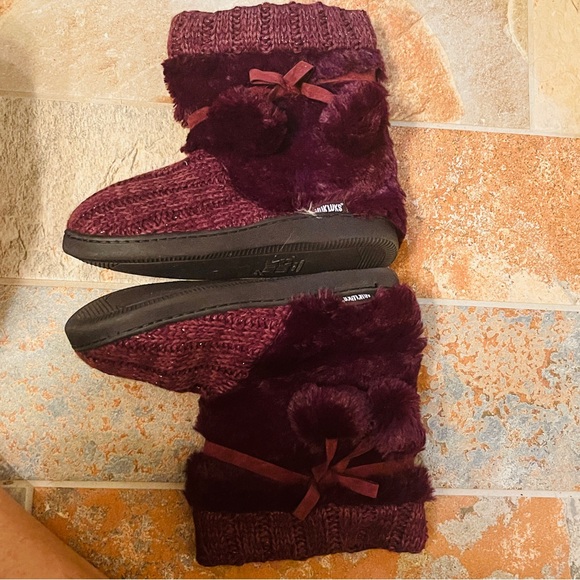 🍎New MUK LUKS! Wool Pull-On Burgundy Sweater/Fur Comfy Boots! - Picture 3 of 11